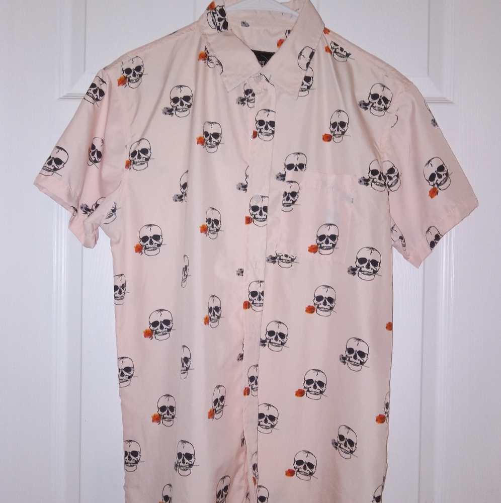 Brooklyn Standard young men's Medium pink skull button down